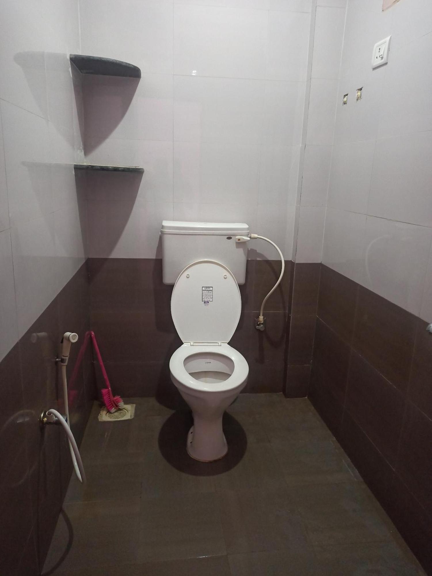 Om Ganesh Naik Guest House Arambol Esterno foto