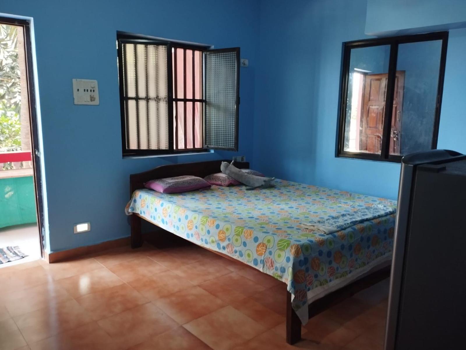 Om Ganesh Naik Guest House Arambol Esterno foto