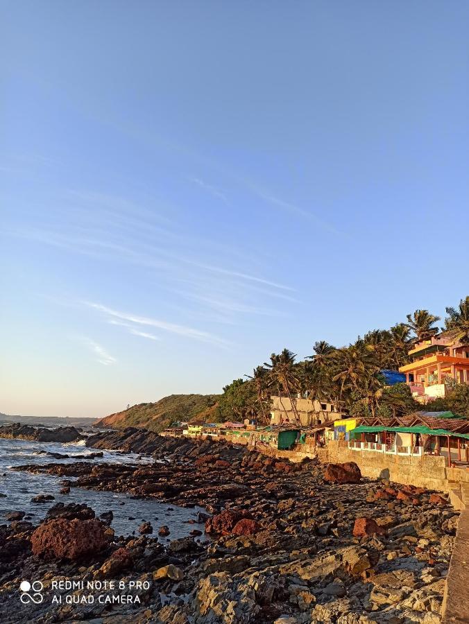 Om Ganesh Naik Guest House Arambol Esterno foto